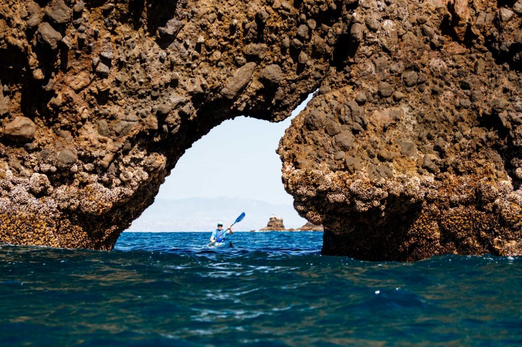 Santa Cruz Island kayaking tour